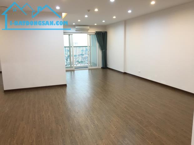 Cho thuê căn hộ ngoại giao đoàn 100m2- 2 ngủ cơ bản giá 9tr/tháng LH 0815656666